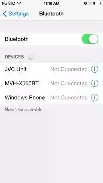 “Bluetooth pairing process on Android and iPhone smartphones”