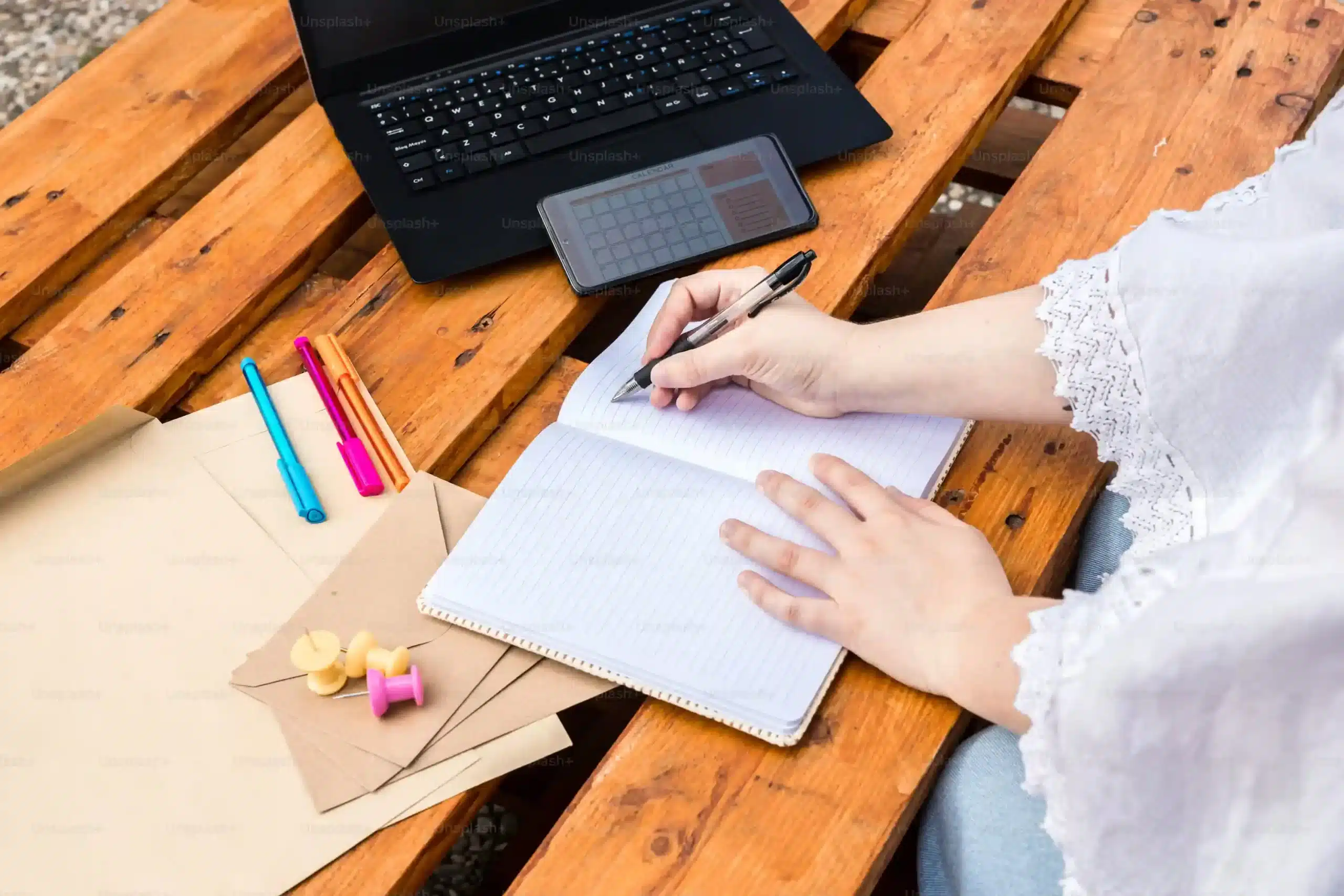 “Beginner setting up a WordPress blog and creating online content”